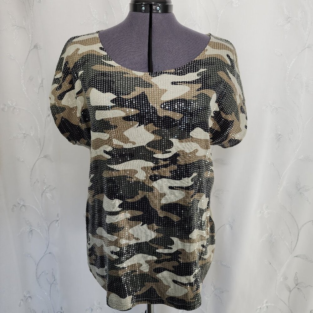 Short Sleeve Camo Shirt with Clear Sequins